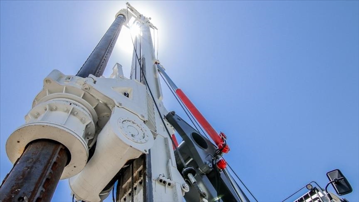 Taliban İle Çinli Şirket Petrol Arama Konusunda Anlaştı