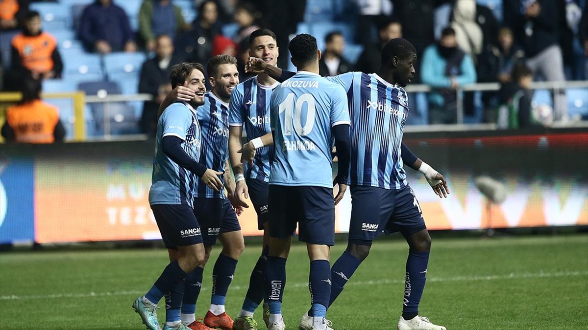 Adana Demirspor Evinde Farklı Kazandı