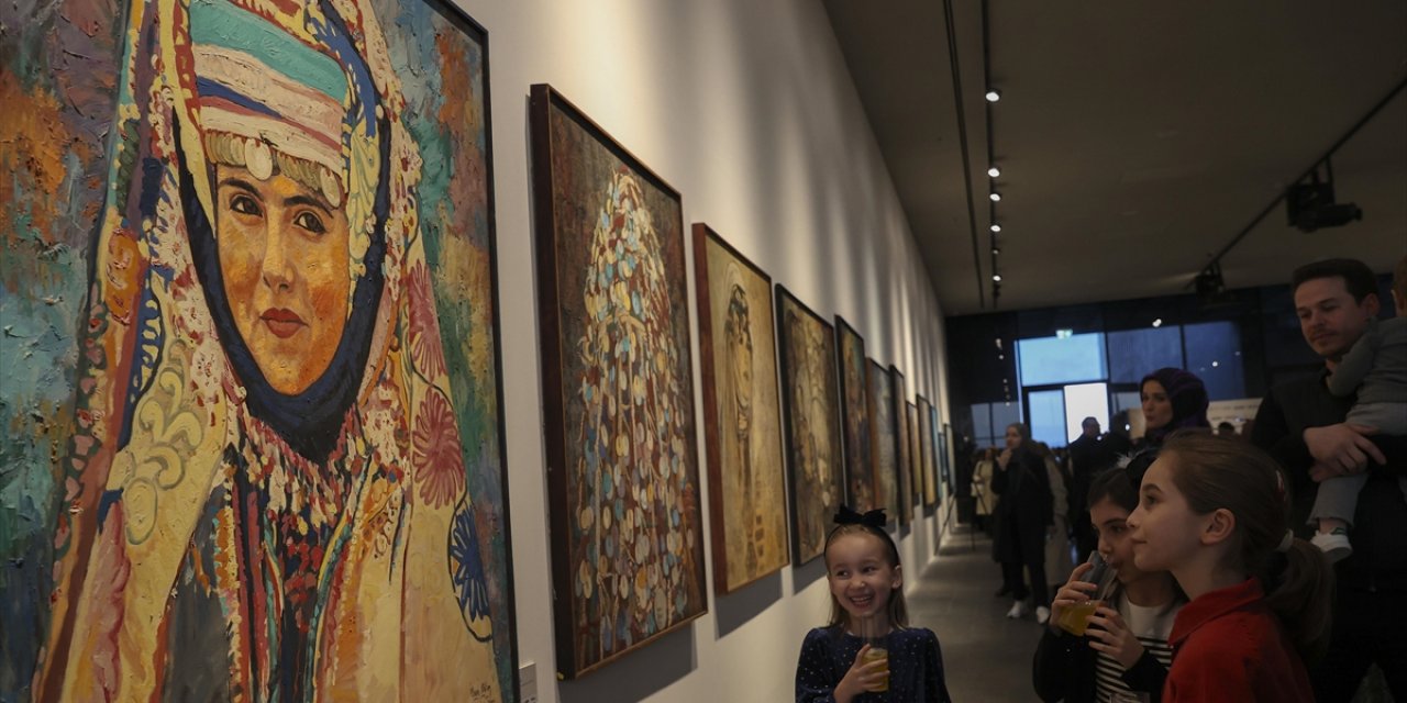 Ressam İlhami Atalay'ın Çalışmaları Akm'de Sergilendi