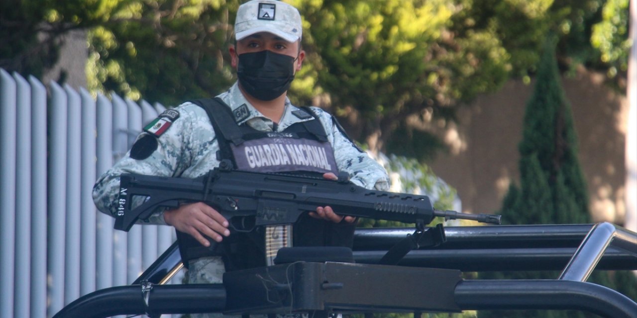 Meksika'da El Chapo'nun Oğlunun Yakalanmasıyla Çıkan Çatışmalarda 29 Kişi Öldü