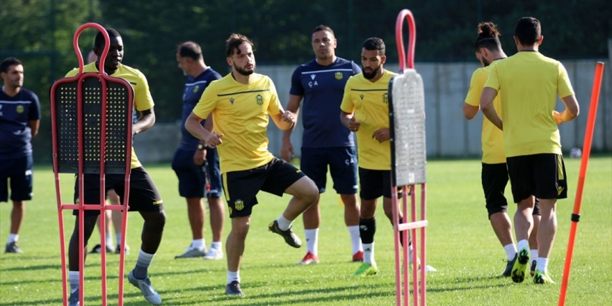 Malatyaspor'da Özer Özdemir İlk Antrenmanına Çıktı