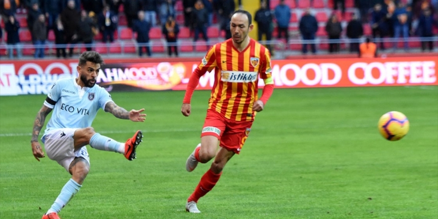 Kayserispor, Umut Bulut İle Sözleşme Yeniledi