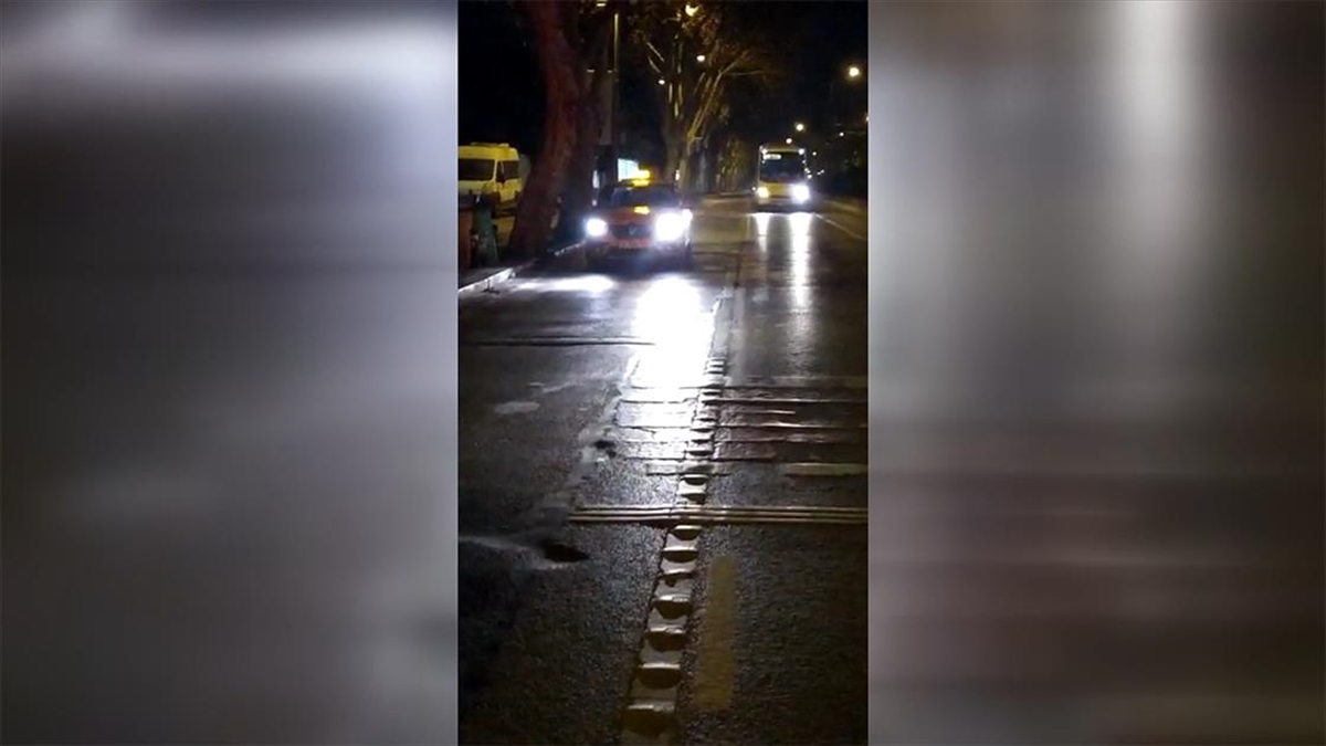 Fatih'te Aracına Aldığı 3 Yolcu Tarafından Darbedilen Taksici Hayatını Kaybetti