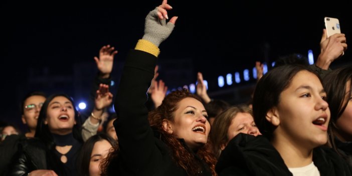ON BİNLER AYDIN BÜYÜKŞEHİR BELEDİYESİ’NİN KONSERLERİNDE BİR ARAYA GELDİ
