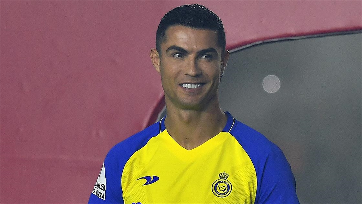 Ronaldo, Suudi Arabistan'daki İlk Maçını Messi'ye Karşı Oynayabilir