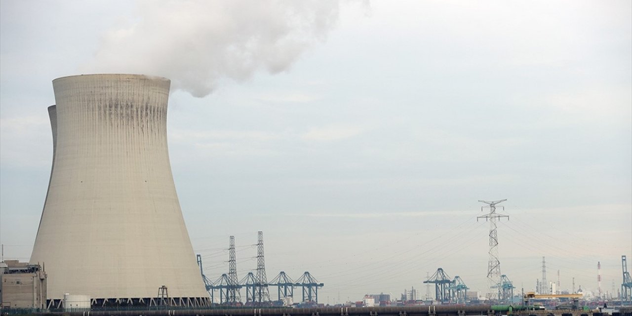 Belçika 2 Nükleer Reaktörün Faaliyet Süresini Uzatıyor