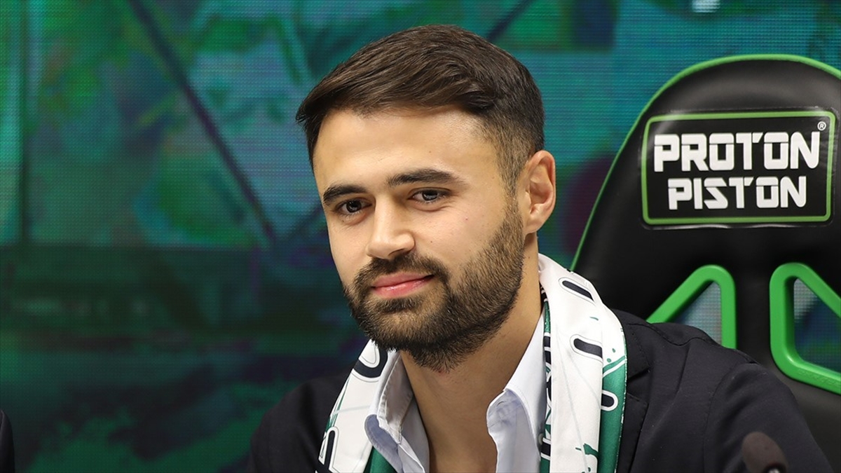 Türk Futbolunun Beyefendisi: Ahmet Çalık