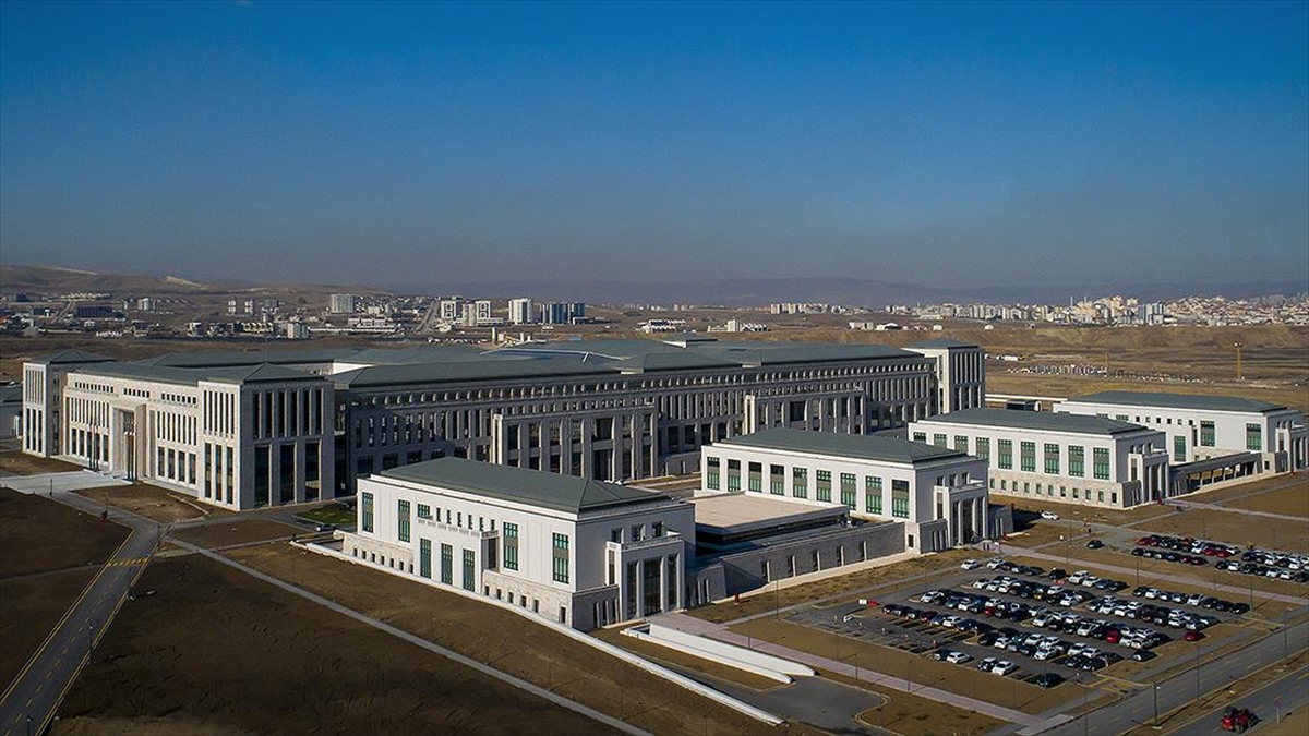 Mit'e Geçen Yıl Terör Örgütleriyle İlgili 106 Bin İhbar Geldi