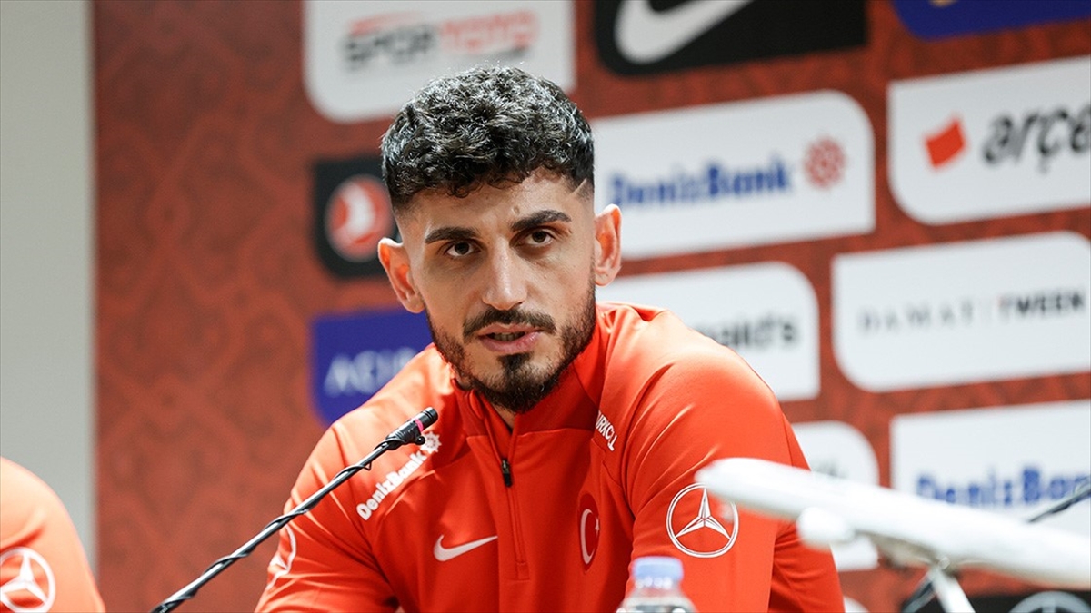 Fenerbahçe, Samet Akaydın'ın Transferi İçin Görüşmelere Başlandığını Açıkladı