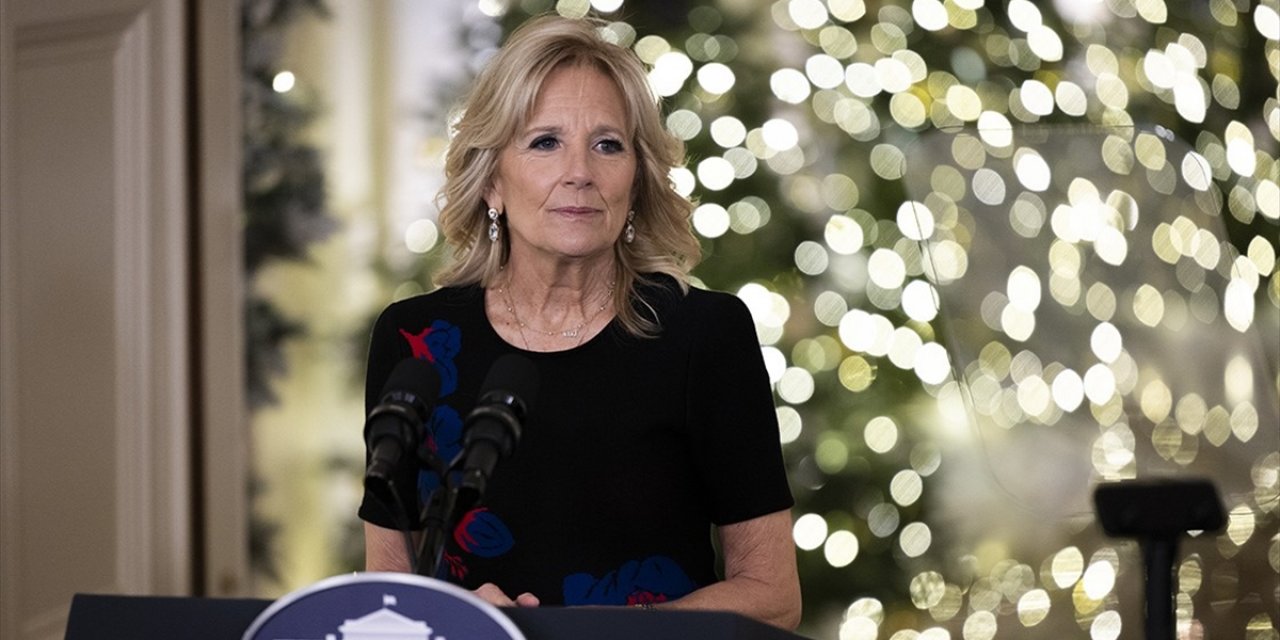 Abd Başkanı Biden'ın Eşi, Vücudundaki Kanser Riskli Lezyonlar Nedeniyle Ameliyat Edildi