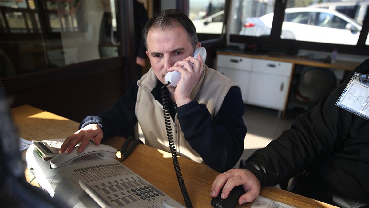 Devletten Aldığı Engelli Aylığından Vazgeçti Bir Fabrikada Santral Görevlisi Oldu