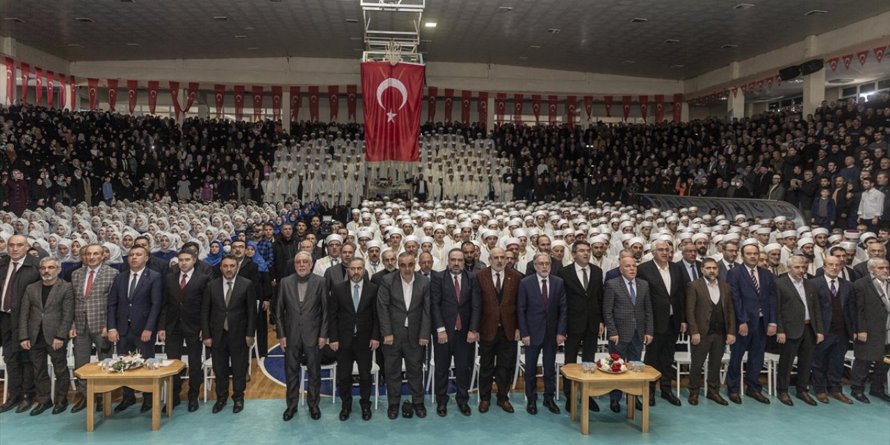 Erzurum'da 1001 Hafız İçin İcazet Töreni Yapıldı