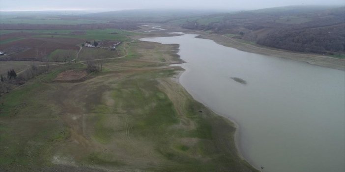 Tekirdağ'da Bıyıkali Göleti'nin Su Seviyesi Kuraklığa Bağlı Düştü