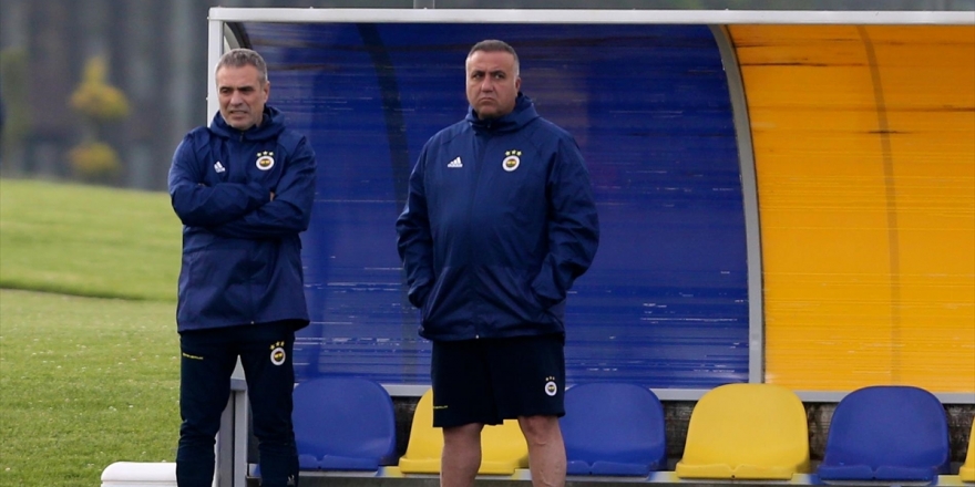 Fenerbahçe Teknik Direktörü Ersun Yanal: Fenerbahçe'nin Hedefi Zirvenin Takımı Olmaktır