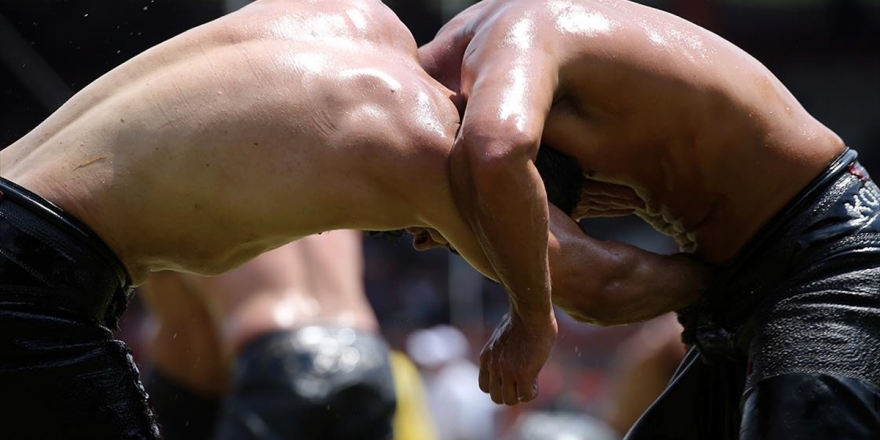 658. Tarihi Kırkpınar Yağlı Güreşleri'nde 2. Tur Güreşleri Tamamlandı