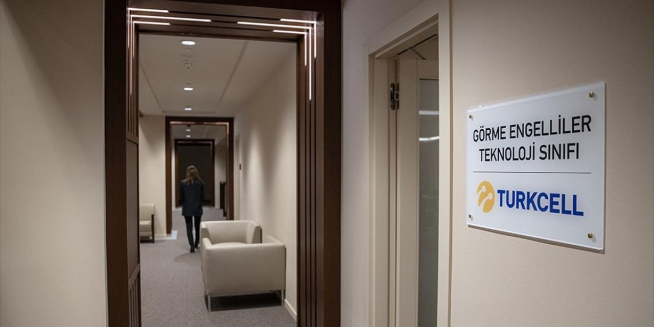 Cumhurbaşkanlığı Millet Kütüphanesinden Görme Engelliler İçin "Teknoloji Sınıfı"