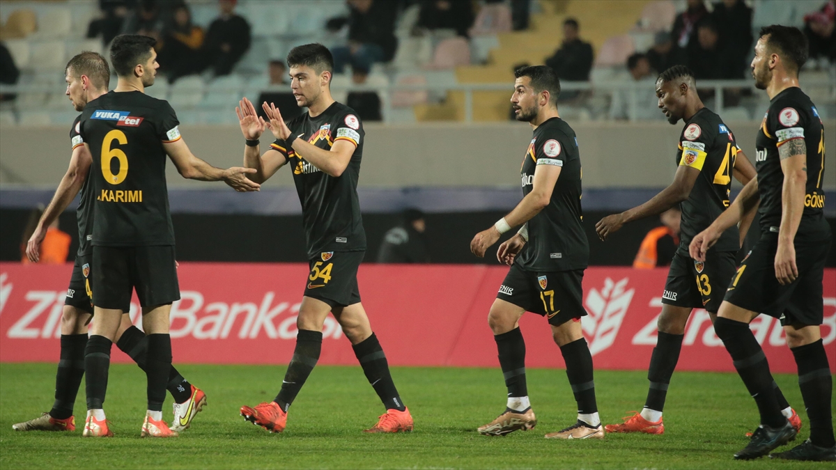 Ziraat Türkiye Kupası'nda Yukatel Kayserispor Çeyrek Finale Yükseldi