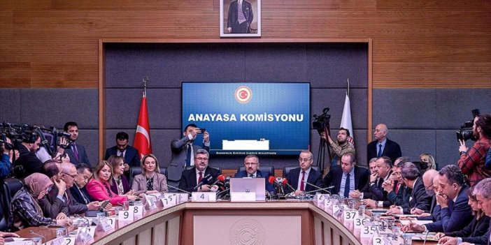 Başörtüsüne Yönelik Anayasa Değişikliği Teklifi, Anayasa Komisyonunda