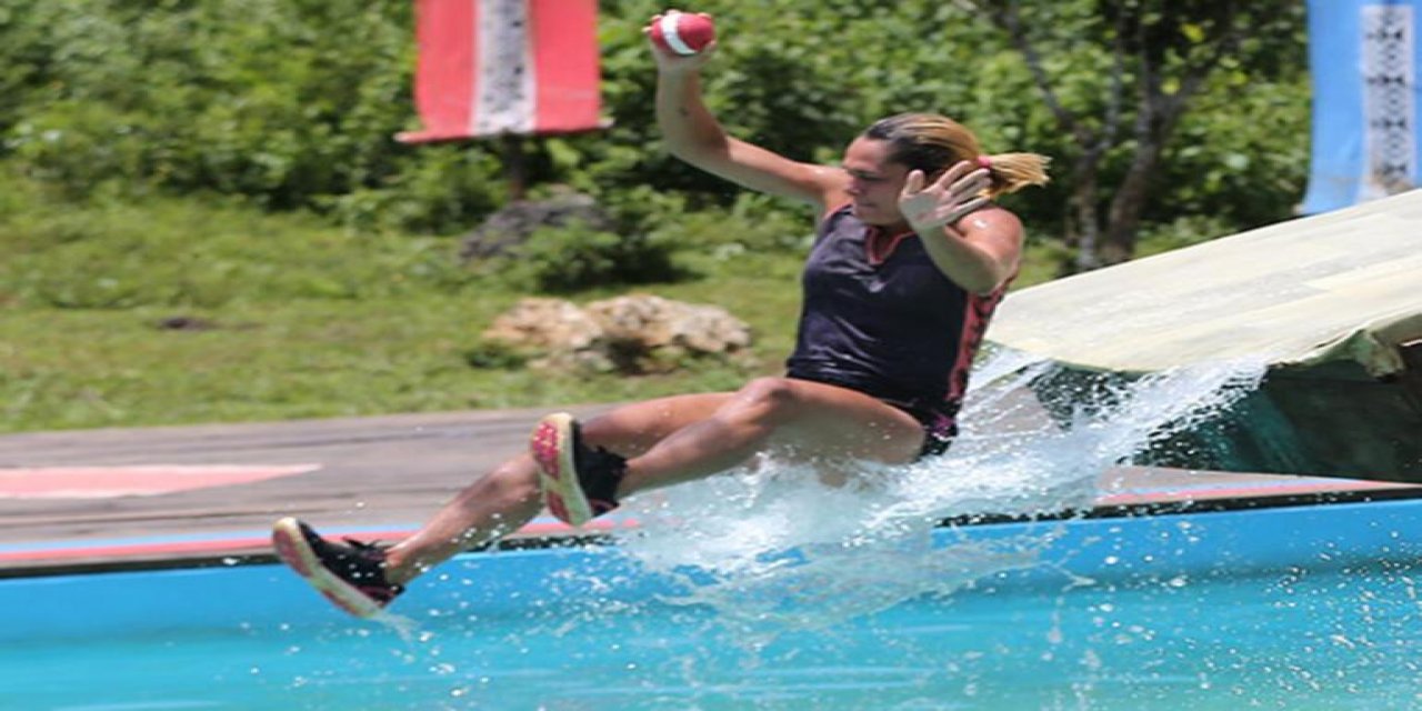 Nagihan Karadere'den Acun Ilıcalı'ya karşı yeni hamle!