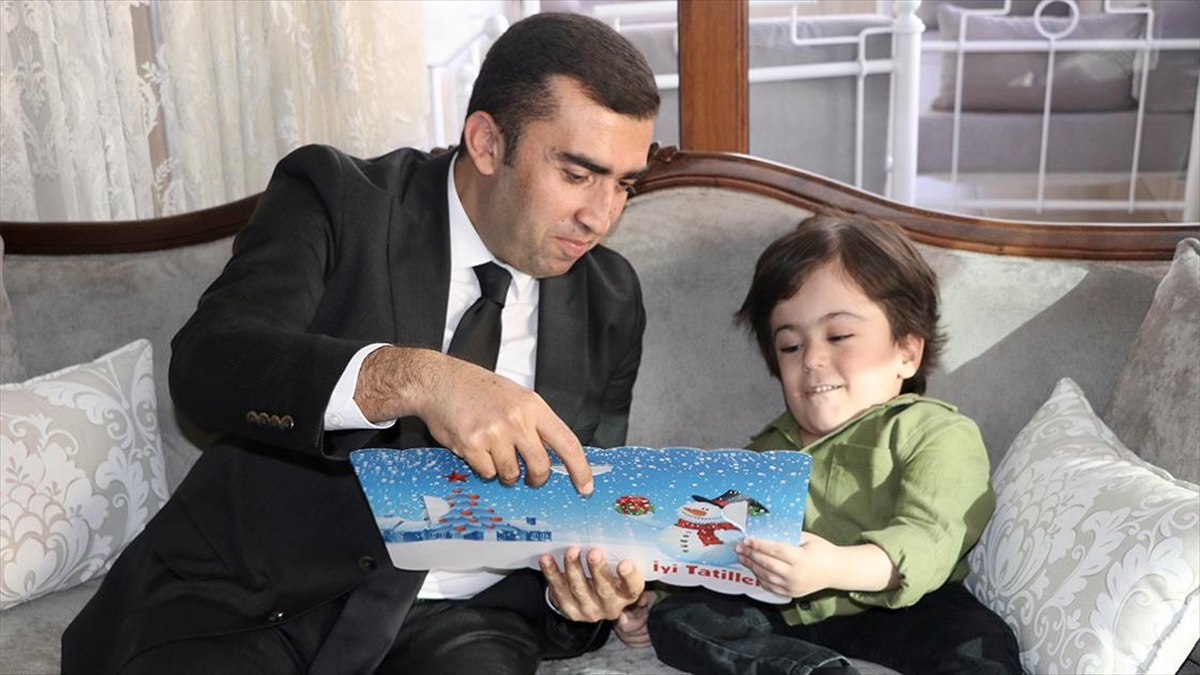 Eymen Emre'nin Tek İsteği Okulunda Karne Alabilmek