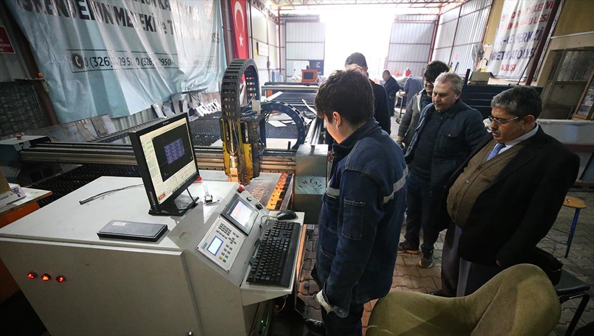 Hatay'da "Fabrika Gibi Çalışan Okul" 11 Milyon Lirayı Aşkın Ciro Yaptı