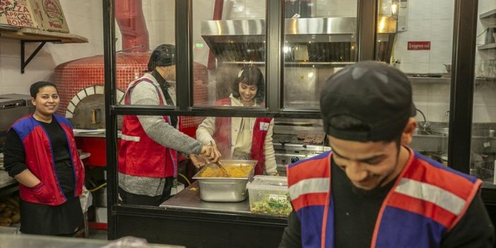 Tunus'ta Evsizlerin Sıcak Yemek Kaynağı: Sevgi Lokantası