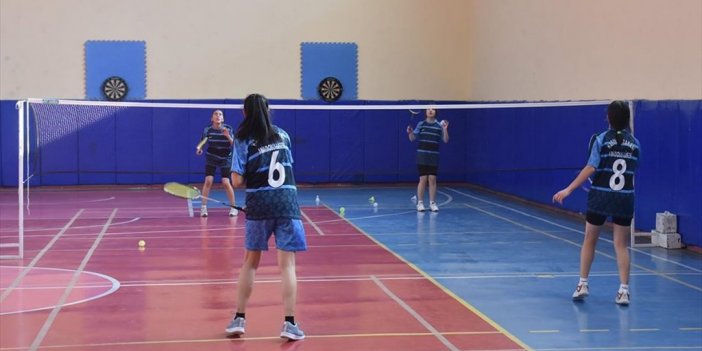 Sayıları Her Geçen Gün Artan Kars'ın Badmintoncu Kızları Başarıya Raket Sallıyor
