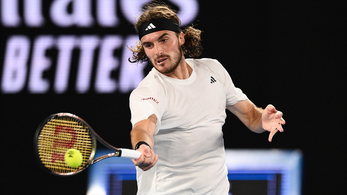 Avustralya Açık'ta Stefanos Tsitsipas Yarı Finale Yükseldi