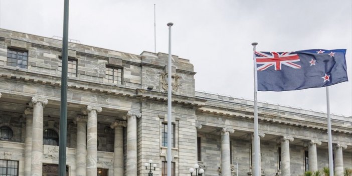 Yeni Zelanda'da İşçi Partisinin Yeni Lideri Hipkins, Başbakanlık Koltuğuna Oturdu