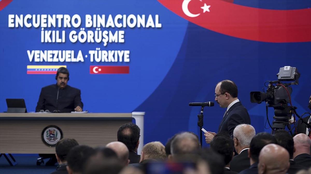 Ticaret Bakanı Muş'un Venezuela'daki Temasları