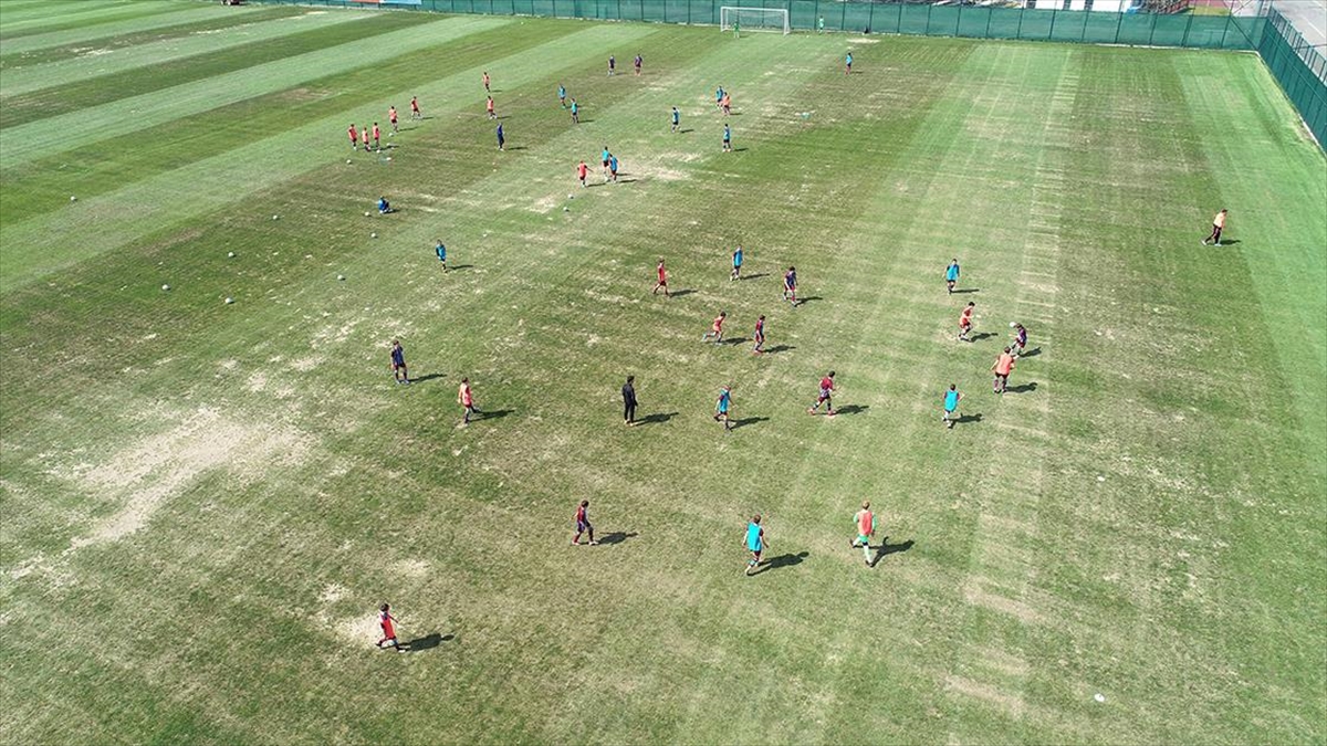 TFF Ve Kulüpler Birliği Altyapılarda "Türkiye Modeli" Çalışmalarını Sürdürüyor