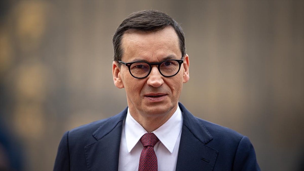 Polonya Başbakanı Morawiecki: Ukrayna'ya 250 Tank Gönderdik