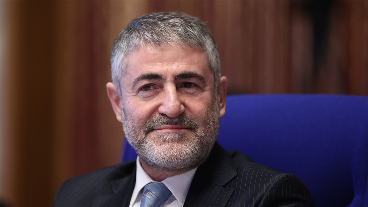 Bakan Nebati: Milli Gelirimizin Büyük Kısmı Artık Faize Değil Yatırıma Harcanıyor