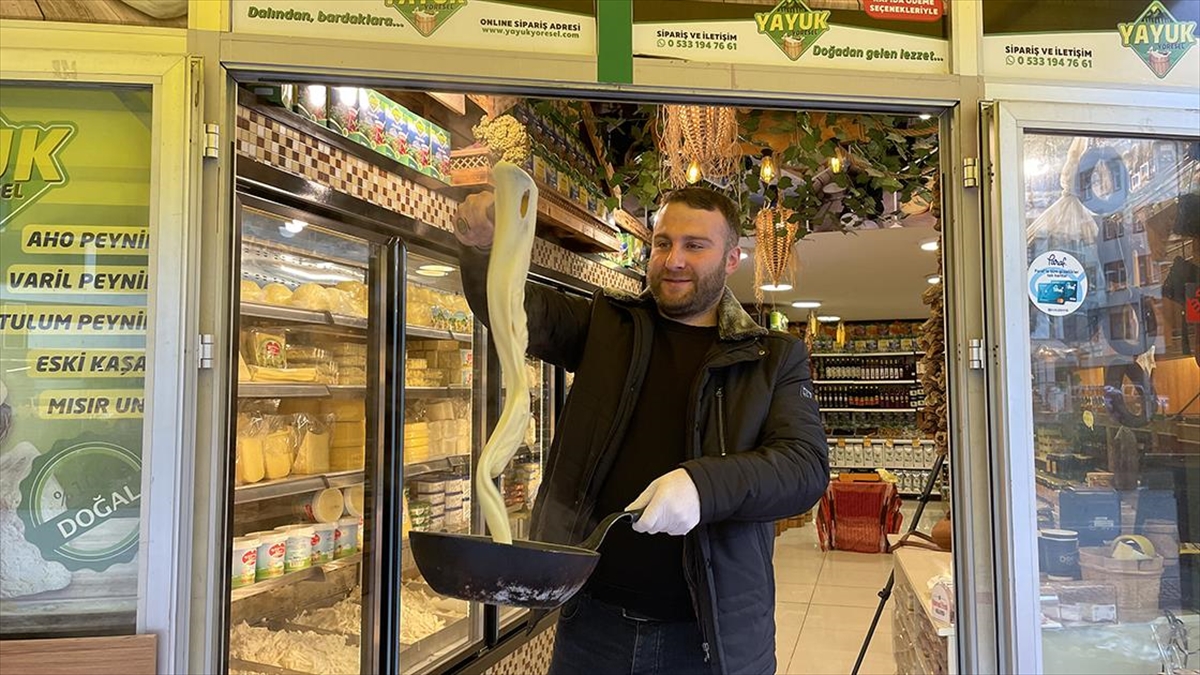 Uzadıkça Uzayan Kuymağa Sıra Dışı Videolar Çekiyor