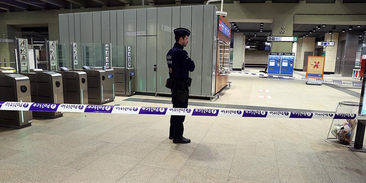 Schuman Meydanı'ndaki Metro İstasyonunda Bıçaklı Saldırı