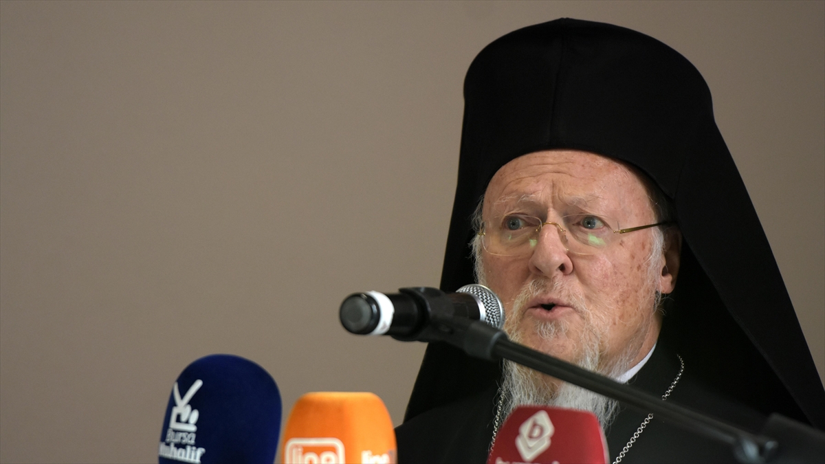 Fener Rum Patriği Bartholomeos'tan Kur'an-ı Kerim'e Saldırılara Kınama