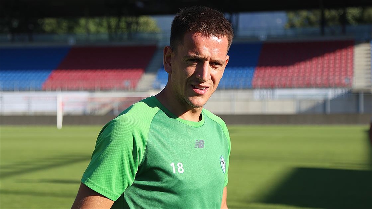 Beşiktaş, Hadziahmetovic'in Transferi İçin Görüşmelere Başlandığını Açıkladı