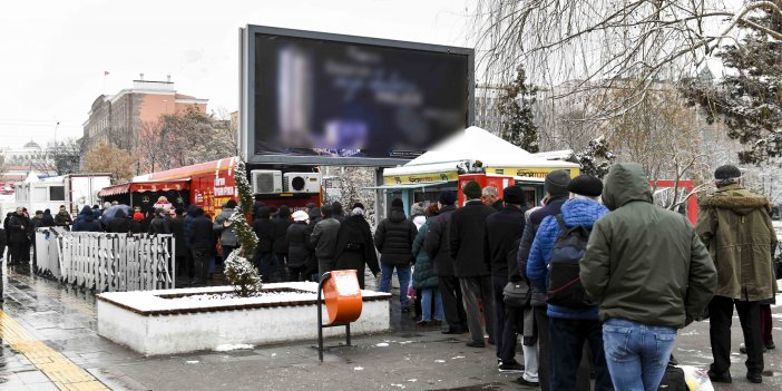 ANKARA BÜYÜKŞEHİR BELEDİYESİNİN UYGUN FİYATLI ET SATIŞI UYGULAMASINA YOĞUN İLGİ