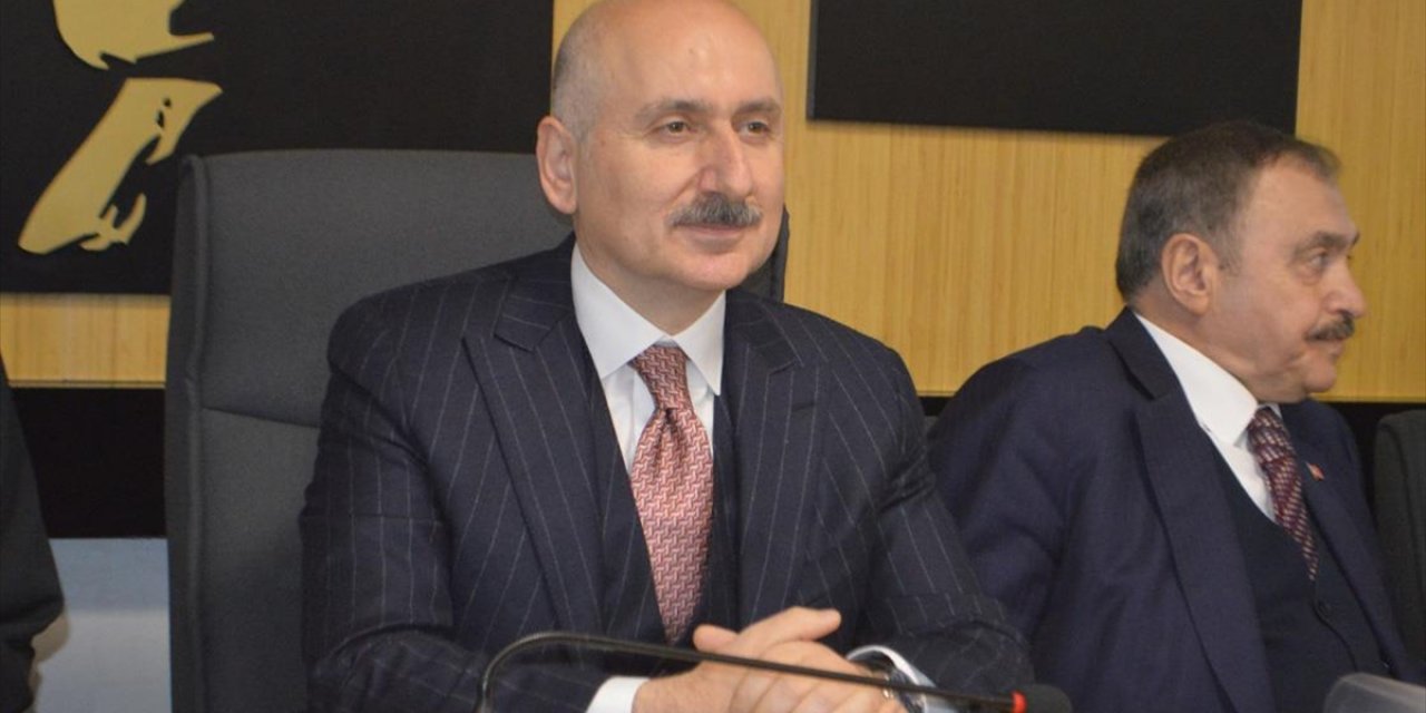 Bakan Karaismailoğlu: Üretimdeki Lojistik Maliyetlerimizi Düşürmesi Açısından Demir Yolu Yatırımları Çok Önemli