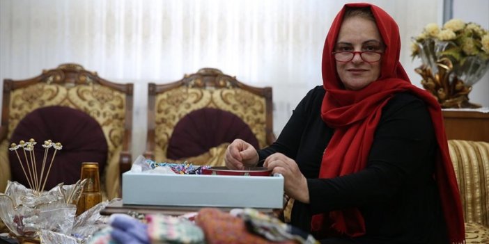 Yakınlarını Kaybettiği Kansere Kendisi De Yakalanan Kadın, Diğer Hastalar İçin Mücadele Ediyor