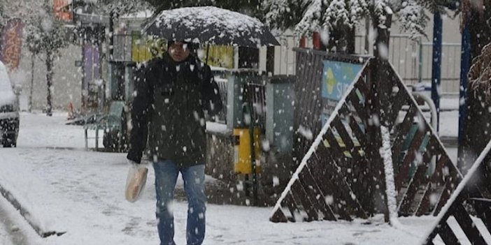 Meteoroloji Saat Verdi! Zorunlu Olmadıkça Dışarı Çıkmayın