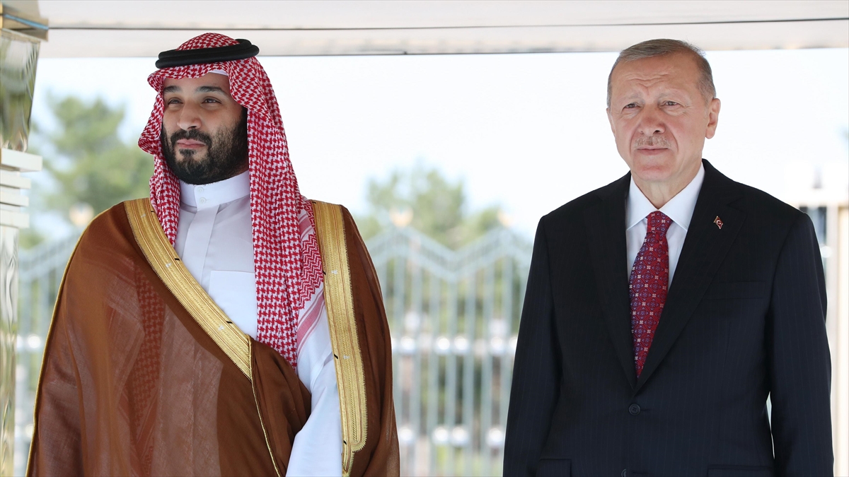 Suudi Arabistan Veliaht Prensi Selman'dan Cumhurbaşkanı Erdoğan'a "geçmiş Olsun" Telefonu