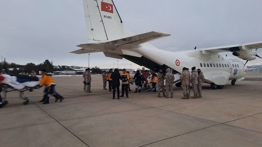Yaralananlar Ankara ve İstanbul’a getirilerek tedavi altına alınıyor