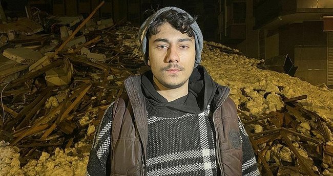 Enkaz Altında Yaptığı Sosyal Medya Paylaşımıyla Hayata Tutundu