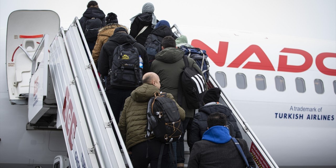 Yök Başkanı Özvar: Deprem Bölgesine sağlık ekipleri İntikal Etmiştir