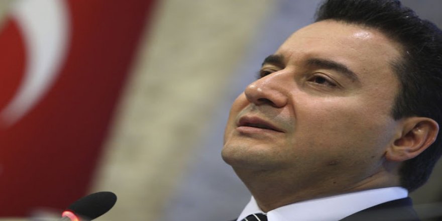 Ali Babacan'ın AK Parti'den İstifa Ettiğini Duyurması, Dünyada Yankılandı