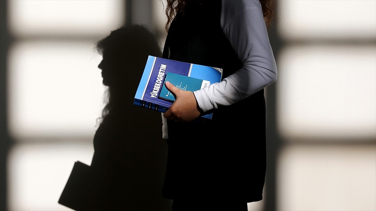 Yükseköğretim Kurumlarında Bahar Eğitim-öğretim Dönemi Açılışı Geçici Olarak Ertelendi