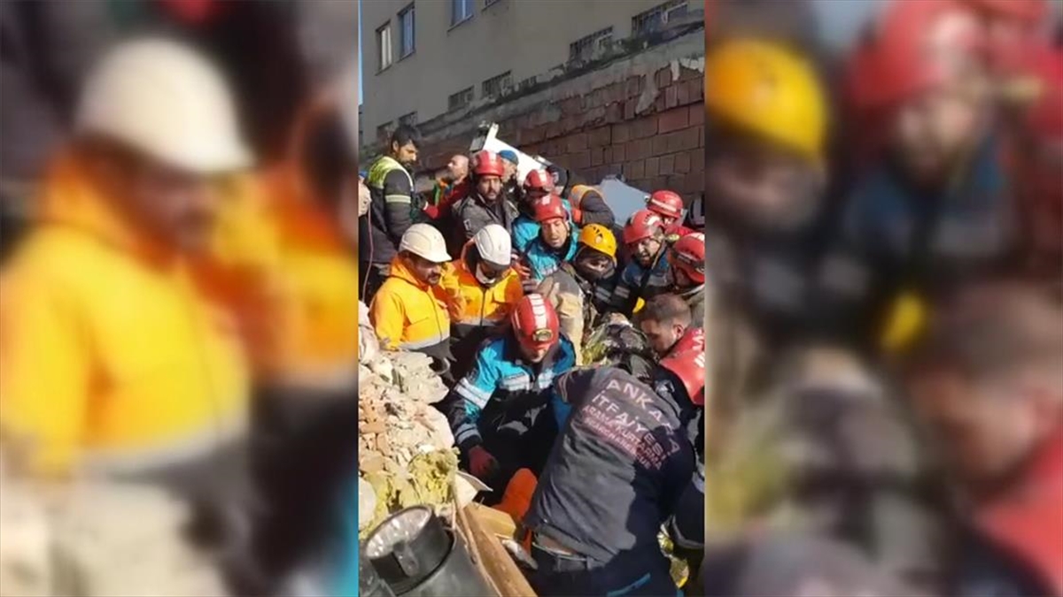 Kahramanmaraş'ta Enkaz Altında Kalan Kadın 85 Saat Sonra Kurtarıldı