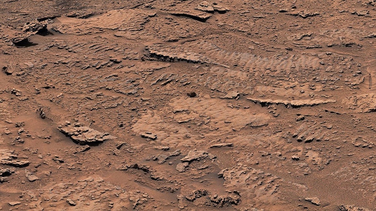 Nasa'nın Uzay Aracı Curiosity, Mars'ta Kurumuş Göl İzlerine Rastladı