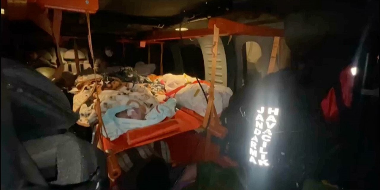 8 Bebek Özel Donanımlı Jandarma Helikopteriyle Sevk Edildi